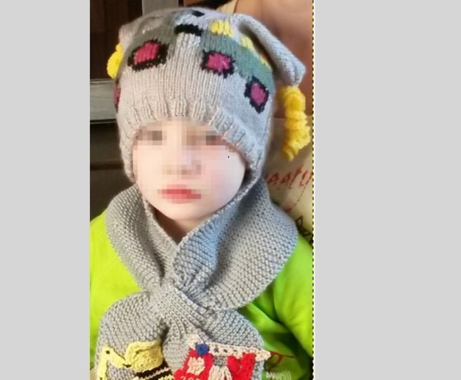 Mütze mit Traktor-Motiv, Kopfumfang von 50 cm  = ca. 2 bis 5 Jahre.