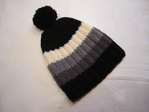 Mütze aus Boshi-Wollresten für Kinder und Erwachsene