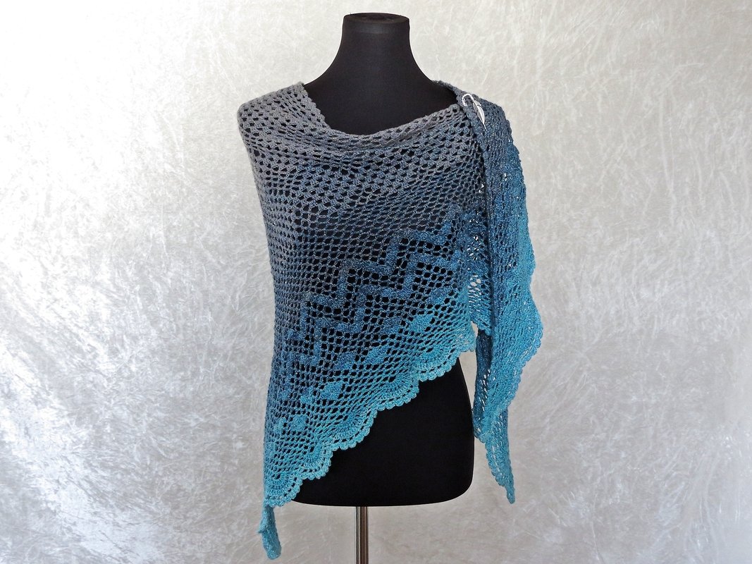 Crochet pattern shawl / wrap Dance with Dolphins