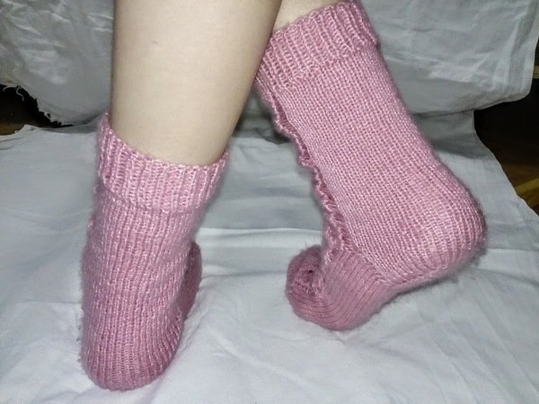 Socks Caramel. Knitting PDF pattern