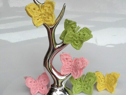 3D-Schmetterling zum Festklemmen Häkelanleitung *3D-Schmetterling in einem Stück ansatzlos gehäkelt*