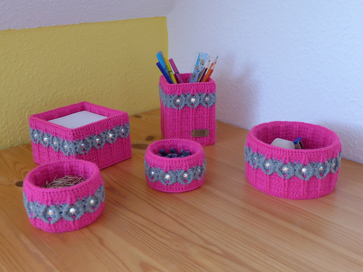 Mod. 014 - Häkelanleitung - Schreibtisch-Set mit Zopfmuster