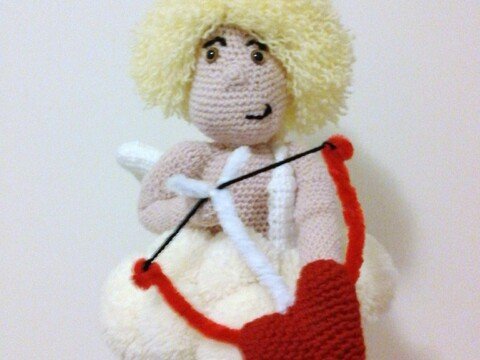 Häkelanleitung Amor auf Wolke