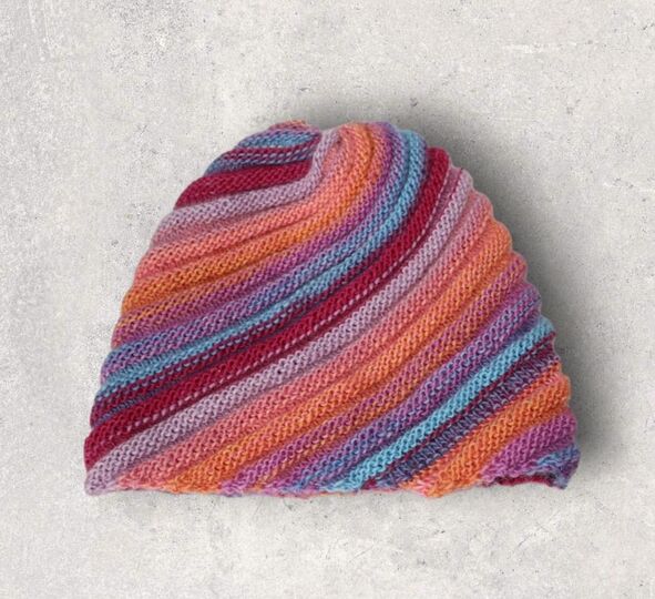 Strickanleitung Wirbel-Beanie, Spiralmütze für Erwachsene   #133