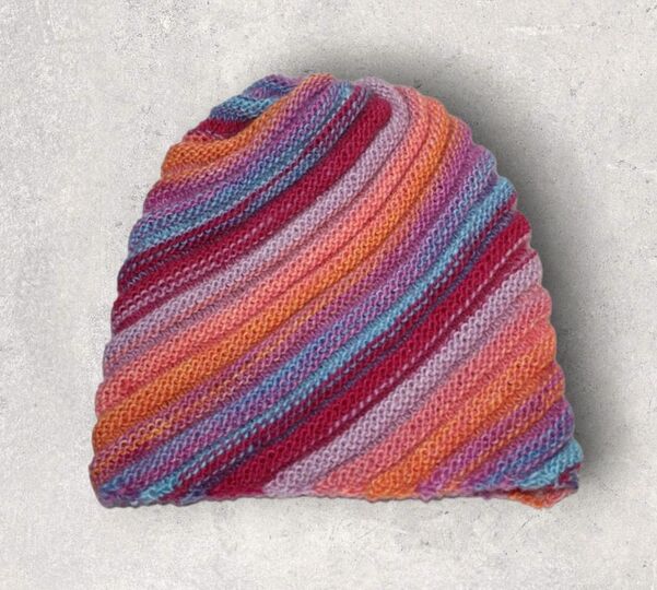 Strickanleitung Wirbel-Beanie, Spiralmütze für Erwachsene   #133