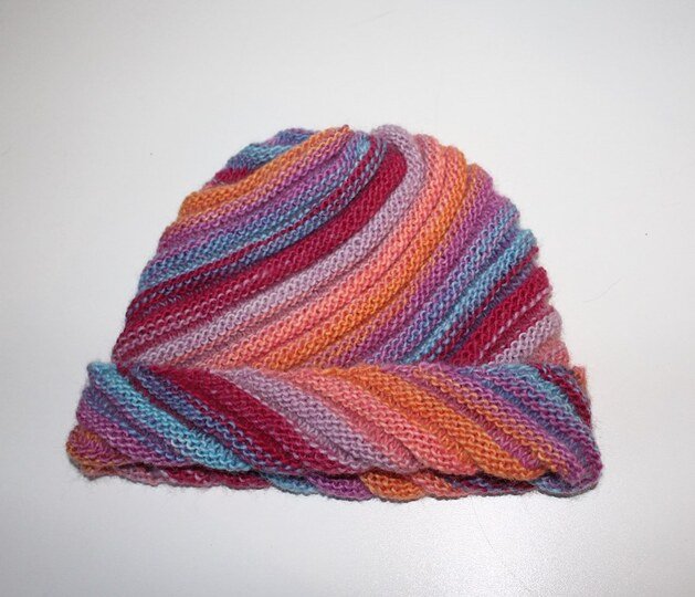 Strickanleitung Wirbel-Beanie, Spiralmütze für Erwachsene   #133