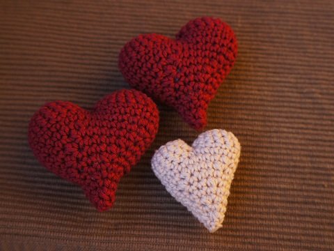 Kleine und große Herzchen Häkelanleitung -Schnell und einfach- 