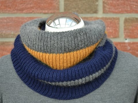 Strickanleitung für Loop im Patentmuster