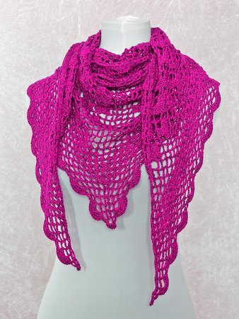 Crochet pattern triangle shawl, laceshawl Fuego