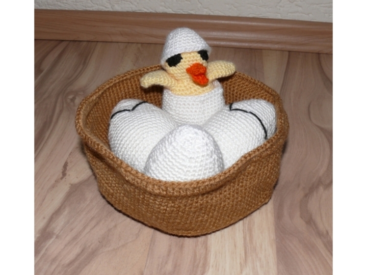 Häkelanleitung Osterkörbchen mit Küken & Eiern