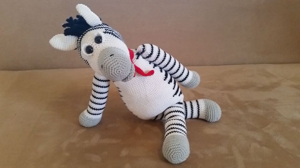 Häkelanleitung - Zacharias Zebra