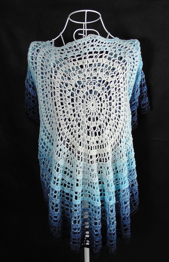 Poncho "Taifun" mit 1 Woolly-Hugs-BOBBEL Häkeln