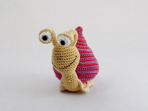 Walty the snail - crochet pattern for US/UK
