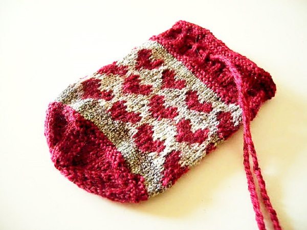Knitting Pattern for small gift bag in stranded colorwork "Lucky Coin Bag"