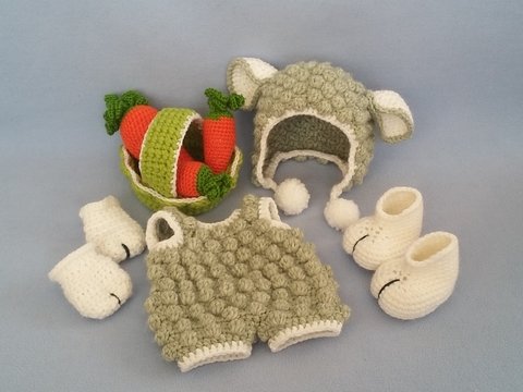 Häkelanleitung Puppenkleidung, Leopold Lämmchen