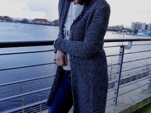 Graue Longjacke aus Bändchengarn, E-Book, S - XL