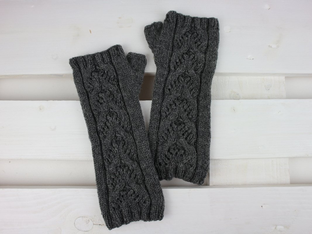 Strickanleitung Handstulpen "Kate" - Bild 3