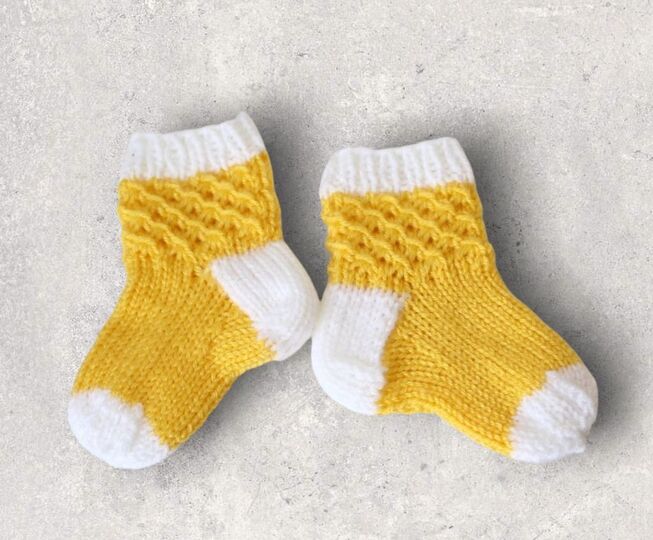 Strickanleitung Baby-Set, Söckchen, Baby-Mütze, 0-5 Monate   #140