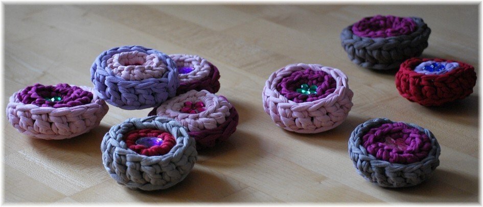 Körbchen mit Deckel - aus Textilgarn - mit Häkelschrift - super einfach für Anfänger - Bild 3