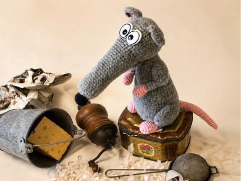 Crochet pattern for a sewer rat amigurumi crochet animal