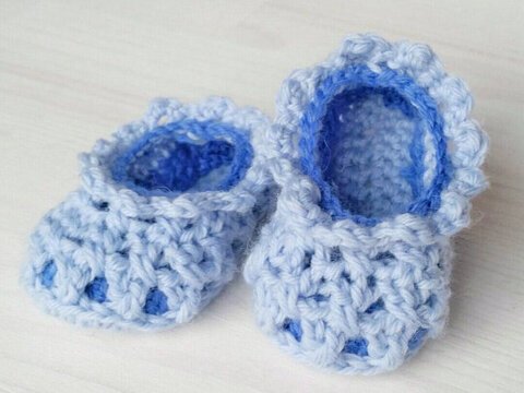 Häkelanleitung für elegante Babyschuhe "Emilia"