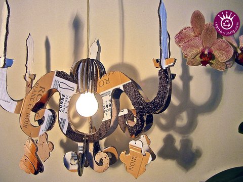 Kronleuchter aus Karton, Upcycling