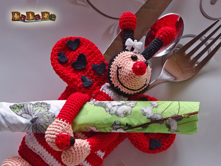 Besteckhalter Marienkäfer, nicht nur zu Ostern - gehäkelt von Dadade