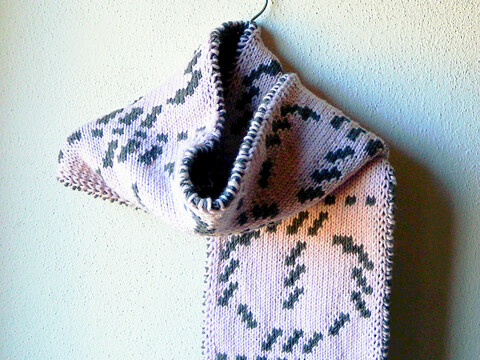 Gestrickter Schal in Doubleface-Technik "Turnery"