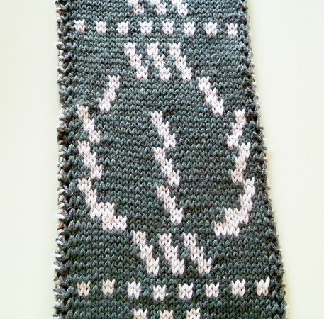 Doubleknit scarf knitting pattern "Turnery"