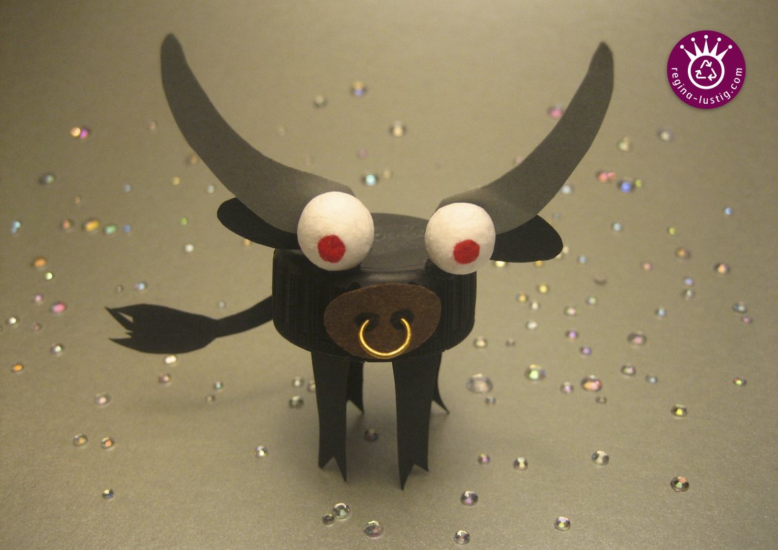 Stanko Stier Sternzeichenfigur Upcycling