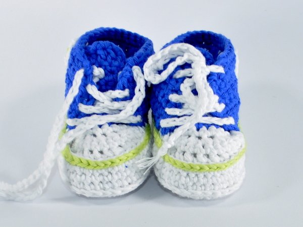 Baby runners crochet pattern