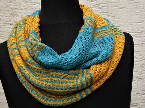 gestrickter Doppelloop oder Schal Frühlingszauber