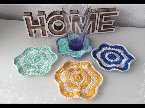 Häkelanleitung Blumiger Untersetzer