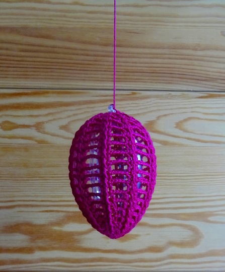 gehäkeltes Osterei in violett