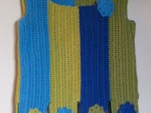 Kinder Top mit Blumen, gehäkelt Gr.116/122, 128/134