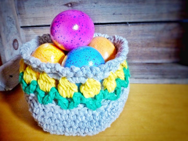 Kleines Tulpen-Körbchen, kostenlose Häkelanleitung