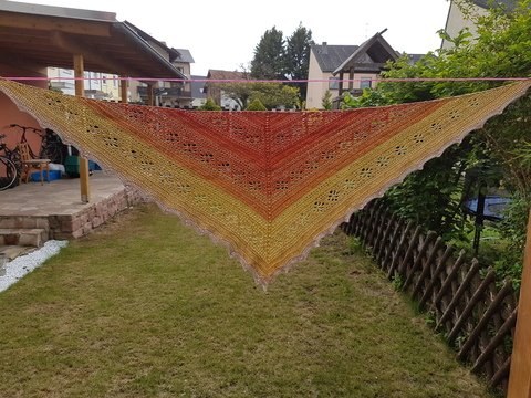Tuch /Shawl Chiuvana