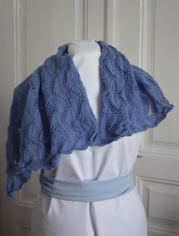 Anna - rectangular Lace Shawl - Image 2