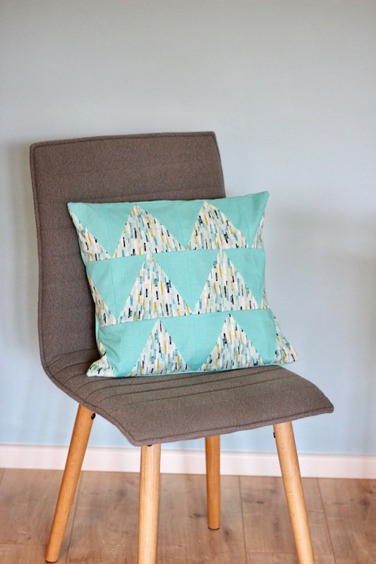 Patchworkkissen Triangle Nr. 2 - Bild 3