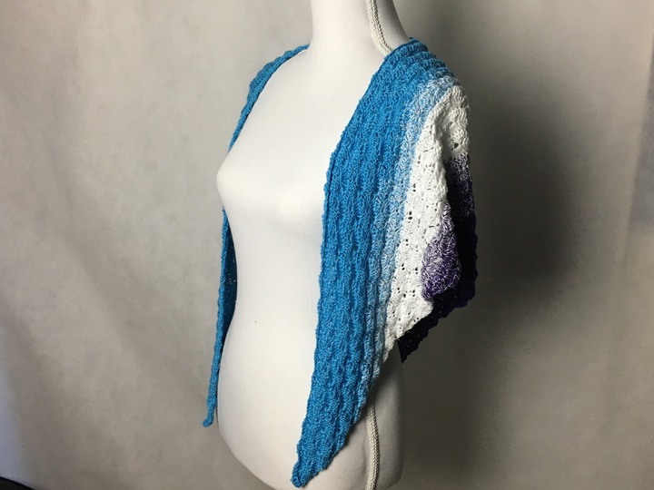 Dreieckstuch Magdalena (einfache Häkelanleitung für einen Bobbel)