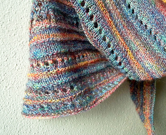 Triangle Shawl knitting pattern "Have a Seat Please", easy pattern with eyelets