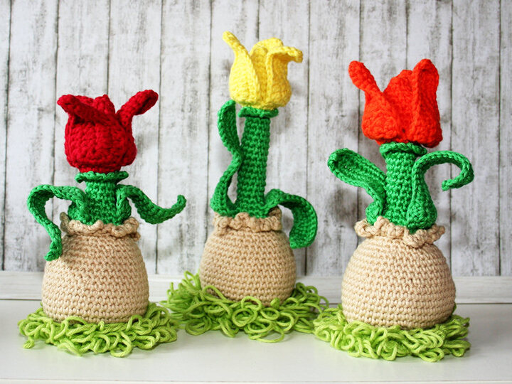 Tulip - Egg Sitter - Egg Cozy - Crochet Pattern