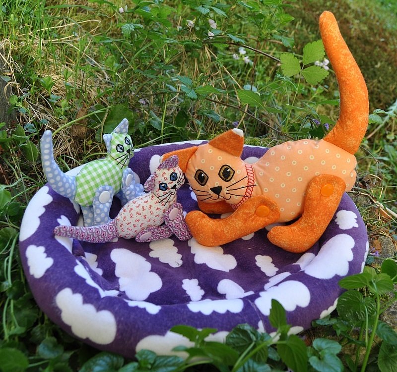 Ith Stickdateien HejMiez für den 13x18 und 10x10 Rahmen - Bild 2