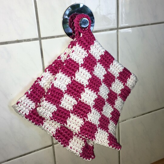 Häkelanleitung Topflappen im Schachbrettmuster (tapestry-Muster) // 2 Varianten