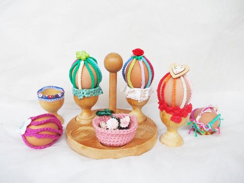 Gehäkelte Eierkleider (abnehmbar), Umhäkelte Eier, Osterschmuck, Mutti häkelt, Kids dekorieren, toll für Anfänger