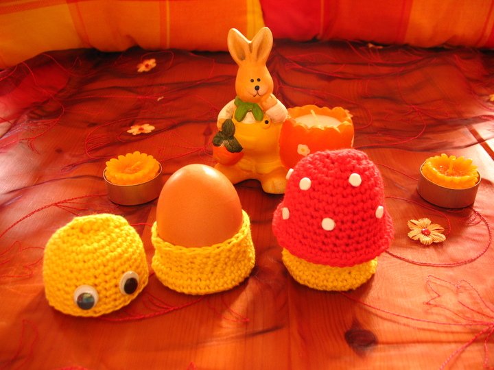 Häkelanleitung für lustige Eierwärmer-Sets - Gute Laune-Anzug fürs Frühstücks-Ei