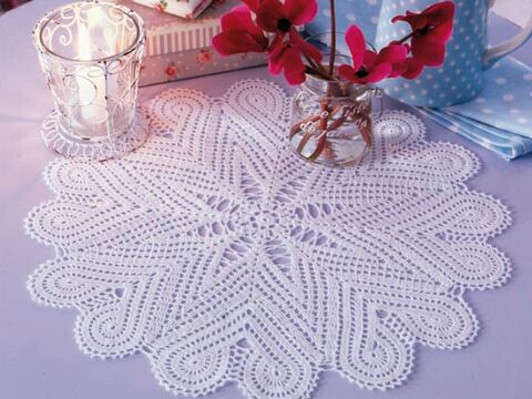 Herzdeckchen - Deckchen mit Herz - DH 91