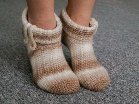 Häkelanleitung Haussocken Capu Gr. 36-43