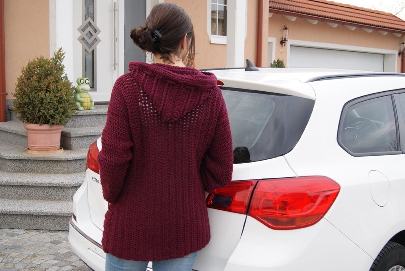 Hoodie / Kapuzenpulli Gr. S/M und L/XL (leicht an alle Größen anzupassen)