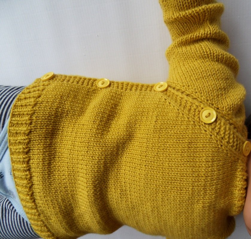 Anleitung für ein Baby-Schlüttli Gr. 62/68